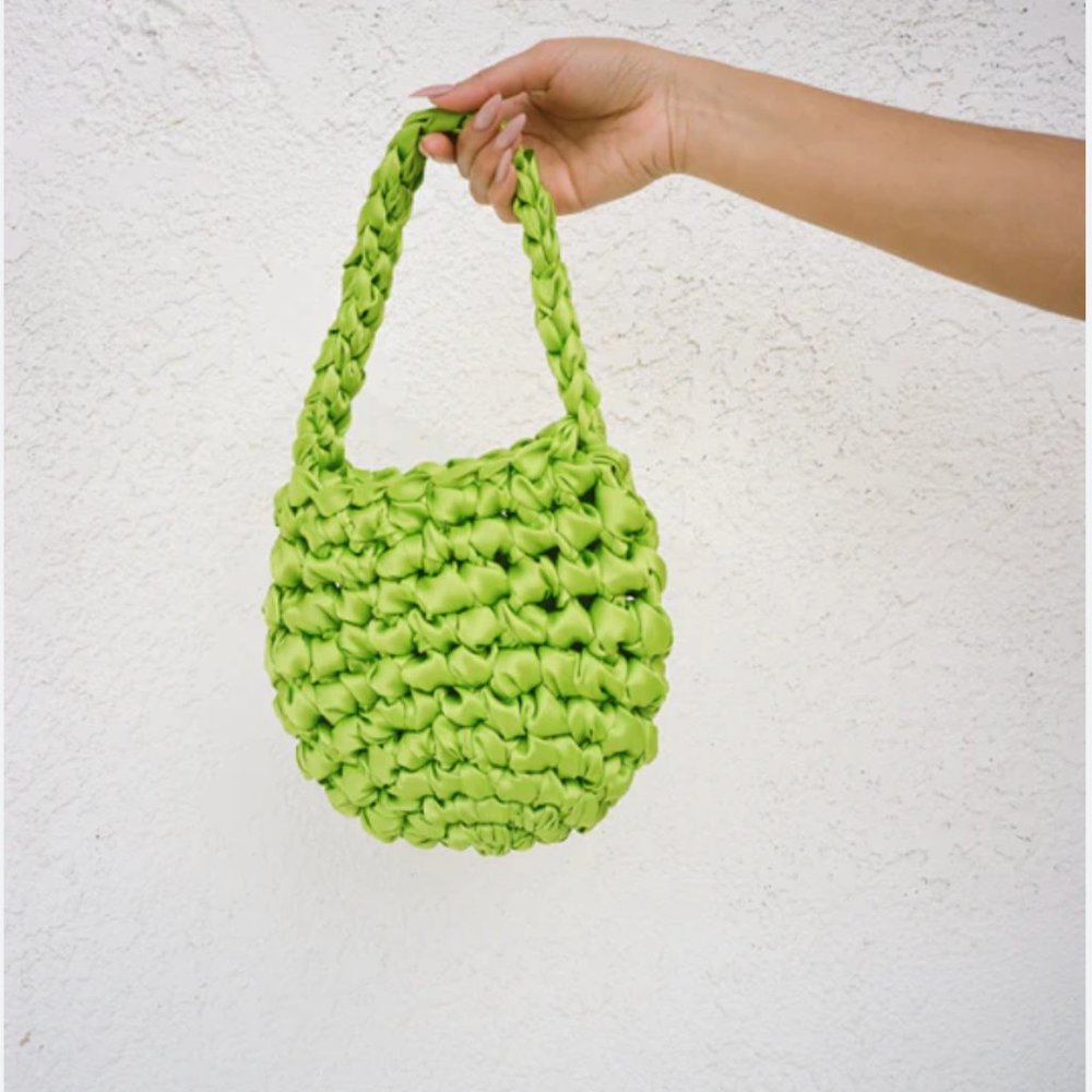 NWT Isla Risa Small Hive bag - Apple/Jasmine Green